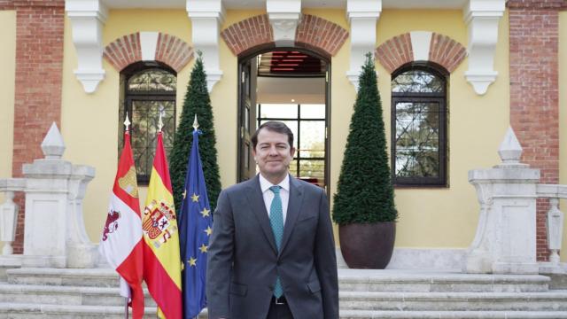 El presidente de la Junta de Castilla y León, Alfonso Fernández Mañueco, ofrece una rueda de prensa sobre actualidad.