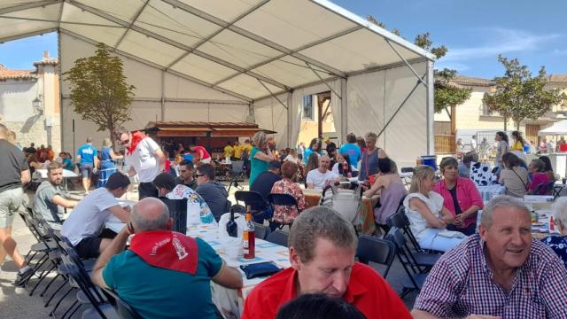 Paellada en Ampudia durante las fiestas del año pasado