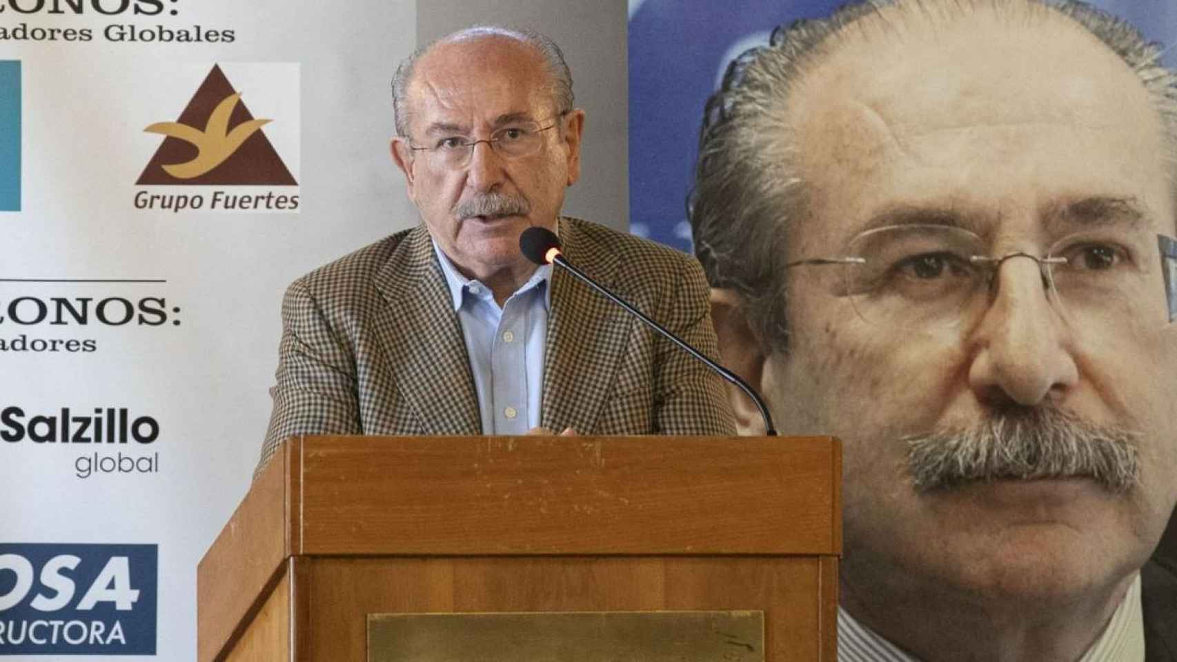 El expresidente de la constructura Sacyr, Luis del Rivero, en noviembre de 2022, en en el foro-tertulia La Luz de Murcia donde pidió que se elimine la Ley de Protección del Mar Menor.