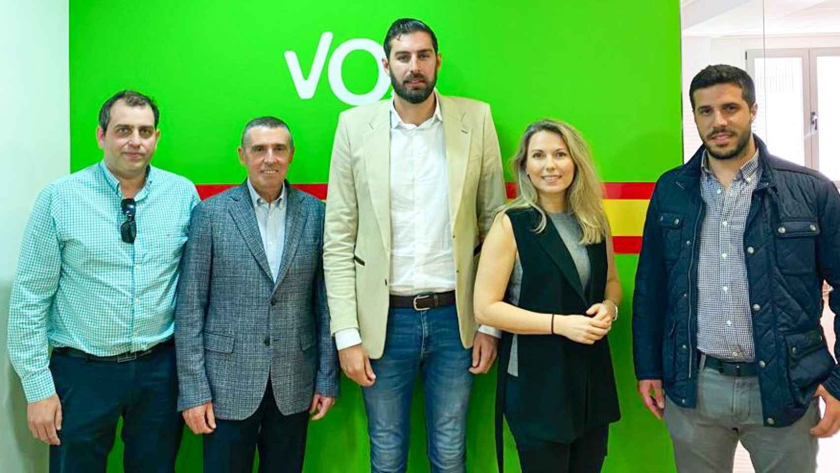 Imagen que los miembros de la Fundación Ingenio difundieron tras reunirse con Vox, en la precampaña de las elecciones autonómicas de Murcia.