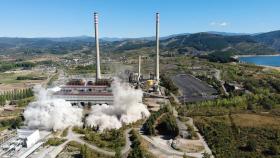 Voladura de la central térmica de Compostilla II (León)