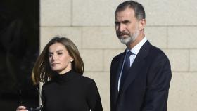 Felipe VI y Letizia en el funeral de José Pedro Perez Llorca Rodrigo en abril de 2019.