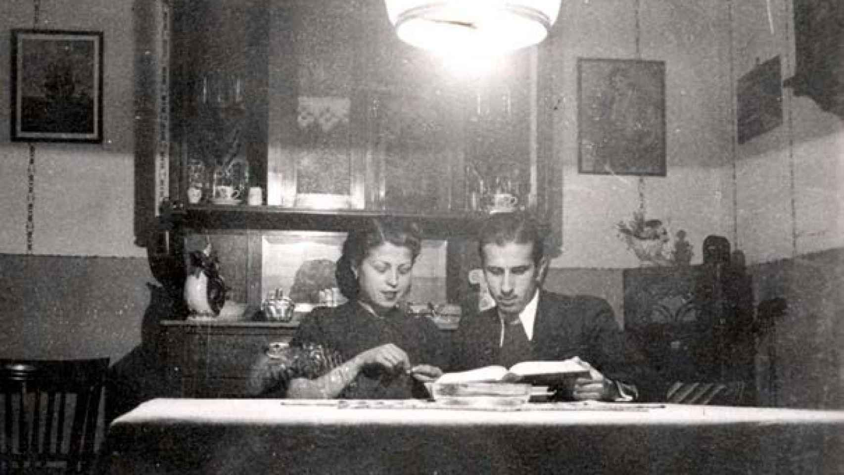Juan Luis Alborg y Conchita Carles en diciembre de 1940. Foto cedida por Concha Alborg