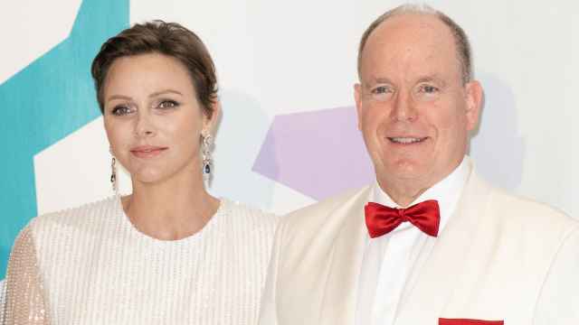 Alberto de Mónaco y la princesa Charlène el pasado mes de julio en la gala de la Cruz Roja.