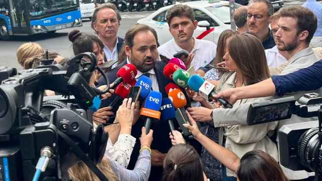 Paco Núñez, presidente del PP de Castilla-La Mancha, este lunes ante los periodistas en Madrid