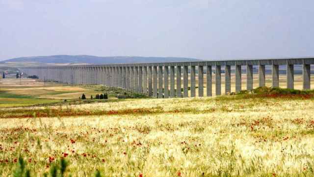 Viaducto del Cigüela en el Trasvase Tajo Segura.