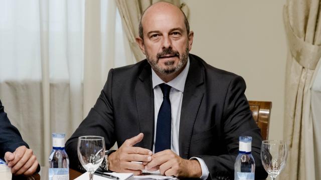 El presidente en el Senado, Pedro Rollán, durante una reunión de la Mesa del Senado.