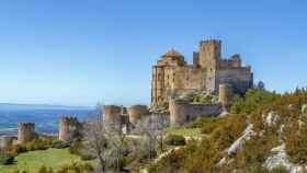 Este es el único castillo románico de la Península Ibérica: está a media hora de Huesca