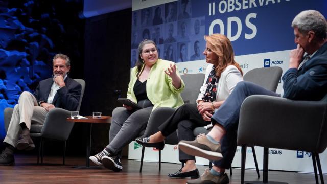 Los ponentes y la moderadora, durante la mesa redonda 'Un gran pacto de Estado para la educación en España'