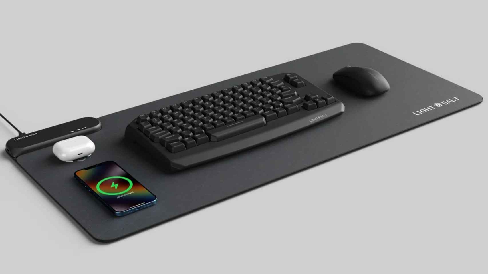 JSD Mat incluye la alfombrilla, el teclado y el ratón inalámbricos