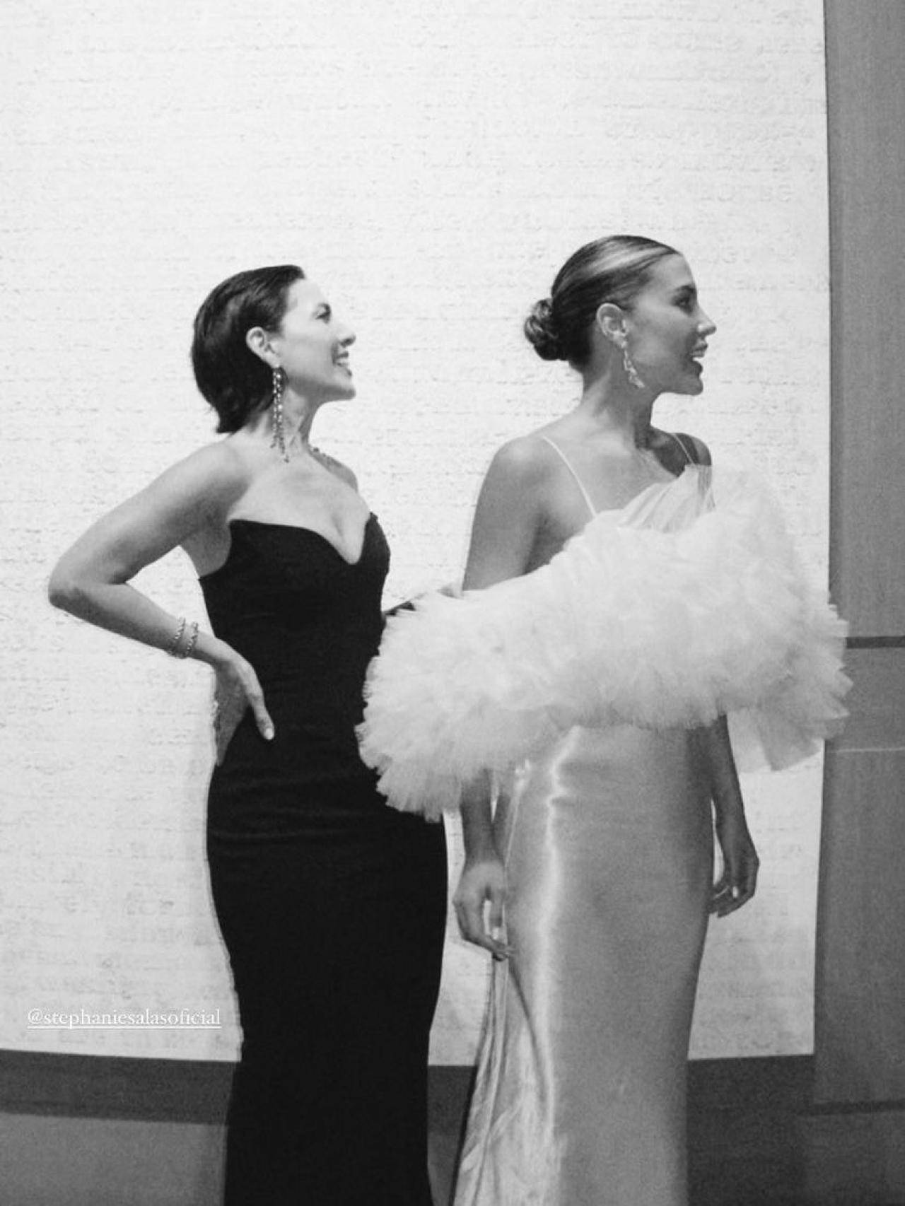 Michelle Salas y su madre, Stephanie Salas.
