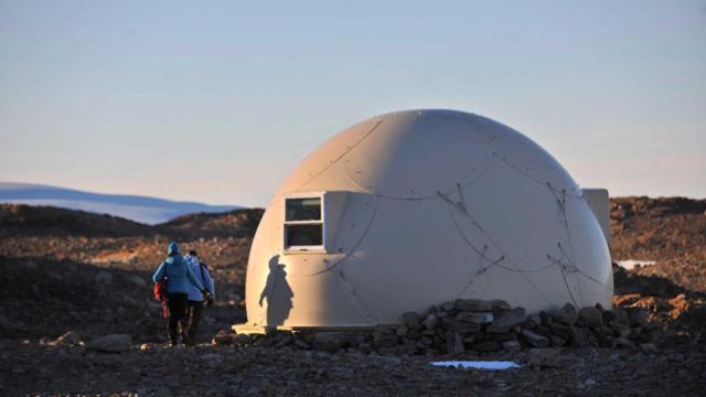 Una de las seis cápsulas polares del campemento Whichaway de White Desert, ubicado en el corazón de la Antártida.