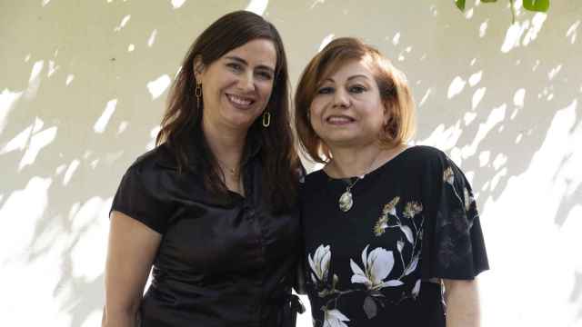 Clarisa Nieva y Shohreh Rezai.