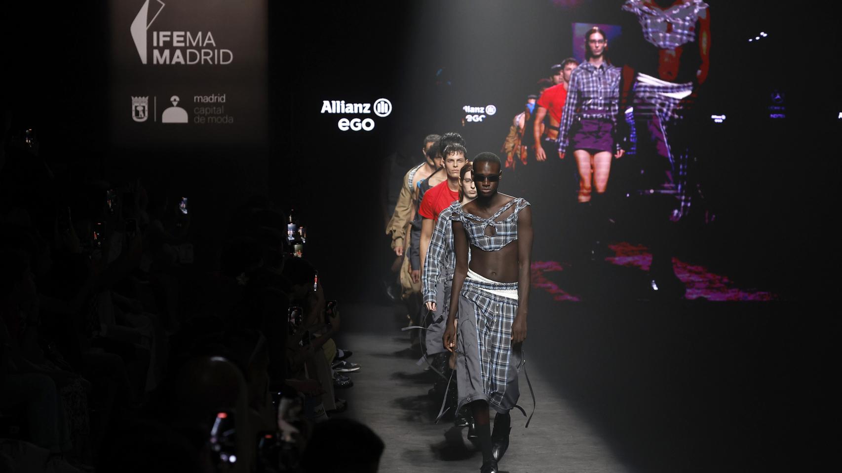 Desfile Emeerree