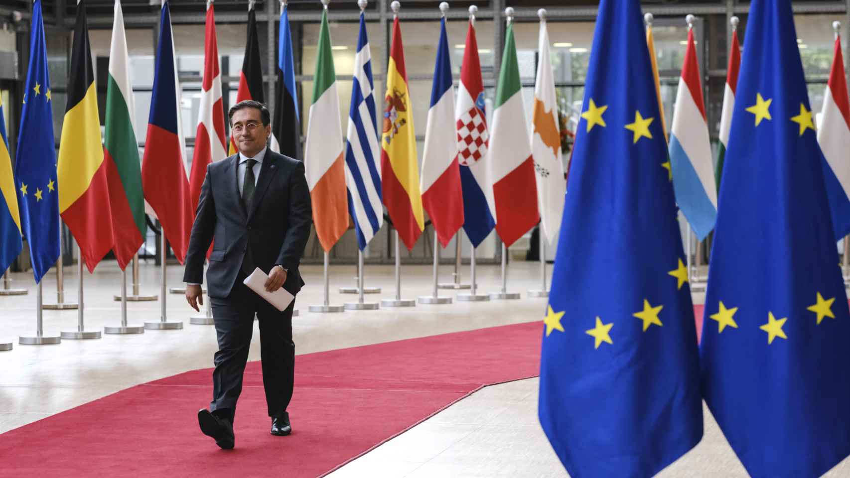 El ministro de Exteriores, José Manuel Albares, asegura que Sánchez ha cumplido con Puigdemonto