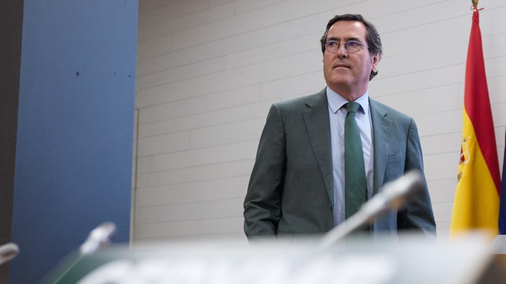 El presidente de la CEOE, Antonio Garamendi, a su llegada a las jornadas de Cepyme sobre 'El reto de las vacantes en España'.