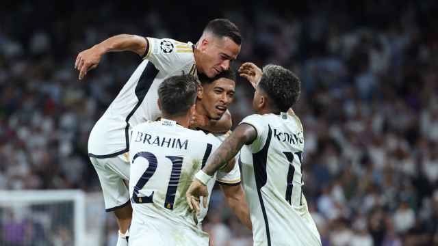 Los jugadores del Real Madrid celebran el gol de Jude Bellingham al Unión Berlín