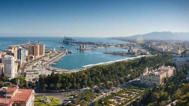 Fachada marítima de Málaga, epicentro de los proyectos en favor de la ciberseguridad. FOTO: Pixabay.