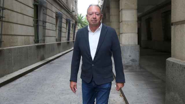 El ex director general de Trabajo y Seguridad Social de la Junta de Andalucía Daniel Alberto Rivera a su llegada al juzgado.