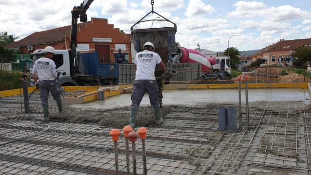 Trabajadores  de la construcción en una obra