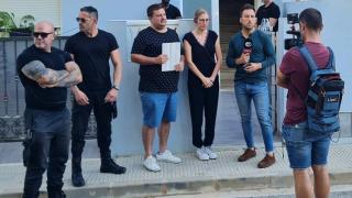Una vecina de Beniarbeig (Alicante), atemorizada con sus inquiokupas de 70 años: "Han pegado a mis hijas"
