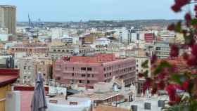 Vistas desde una terraza en la ciudad de Alicante.