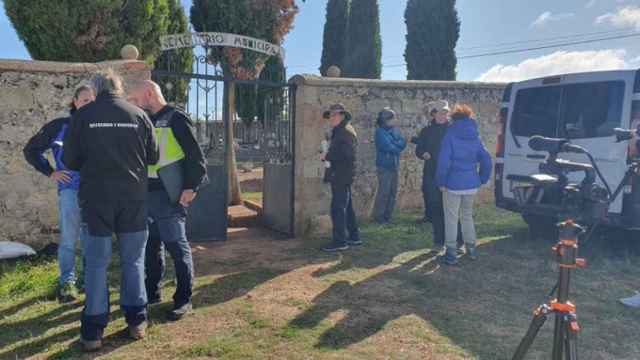 La jueza decreta el secreto de sumario en la exhumación del cementerio de Las Casas