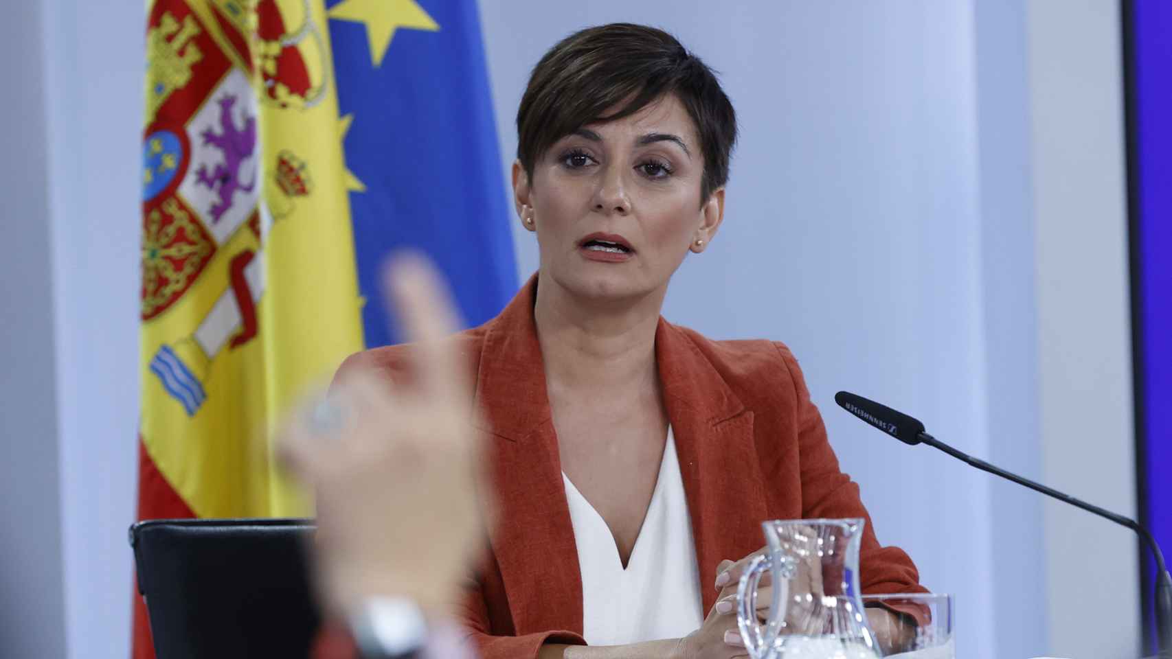 Isabel Rodríguez, portavoz del Gobierno, en la sala de prensa de Moncloa.