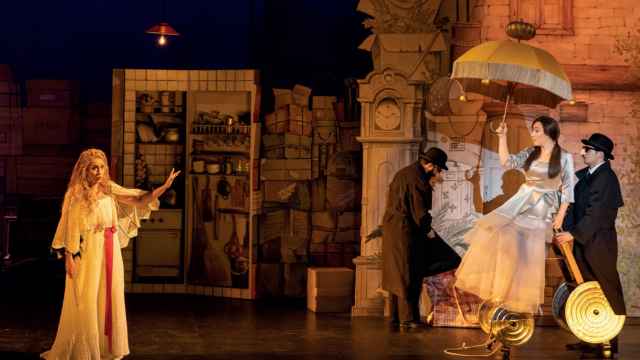 Imagen de una escena de la 'Ventafocs', opereta de Pauline Viardot, en 'Les Arts Volant'. EE