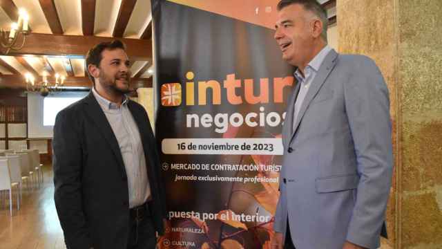 El director general de Feria de Valladolid, Alberto Alonso; y el diputado de Cultura, Deporte y Turismo, Víctor López de la Parte
