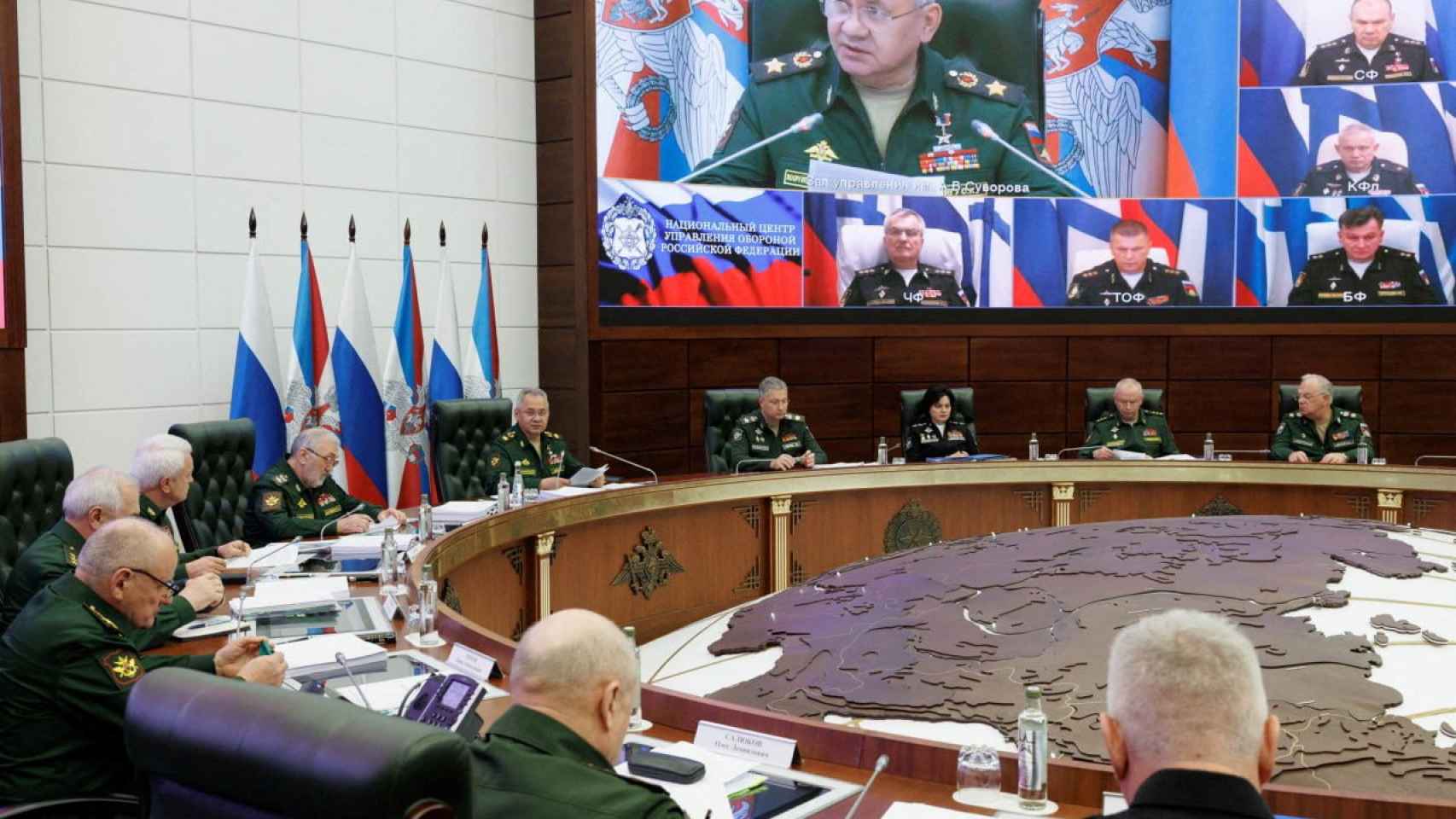 El Ministro de Defensa ruso, Serguéi Shoigú, preside una reunión con los dirigentes de las Fuerzas Armadas en Moscú,