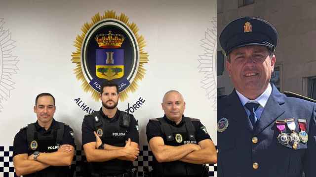 Los policías locales de Alhaurín de la Torre y el compañero de Málaga.