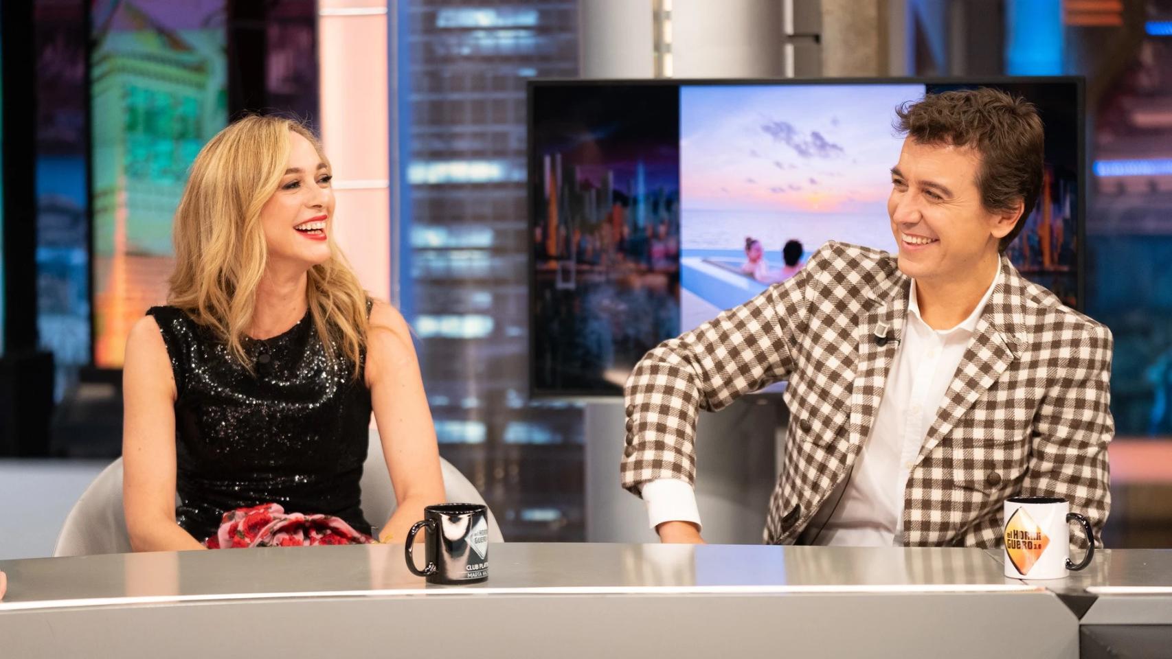 Quiénes son Marta Hazas y Javier Veiga, la pareja de actores que acuden