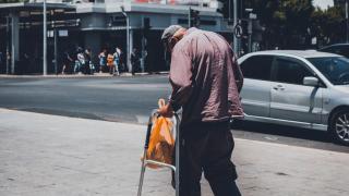 Discriminación a los mayores: uno de cada cuatro tiene problemas de accesibilidad en su vivienda