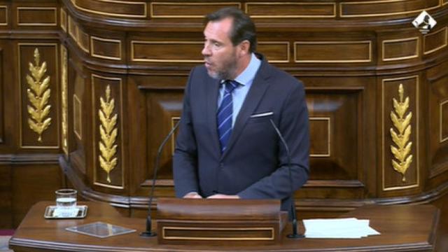 Óscar Puente durante su intervención en el Congreso de los Diputados