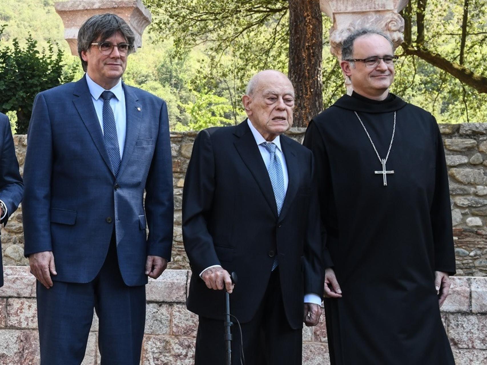Puigdemont, espoleado por Jordi Pujol, alargará la negociación con