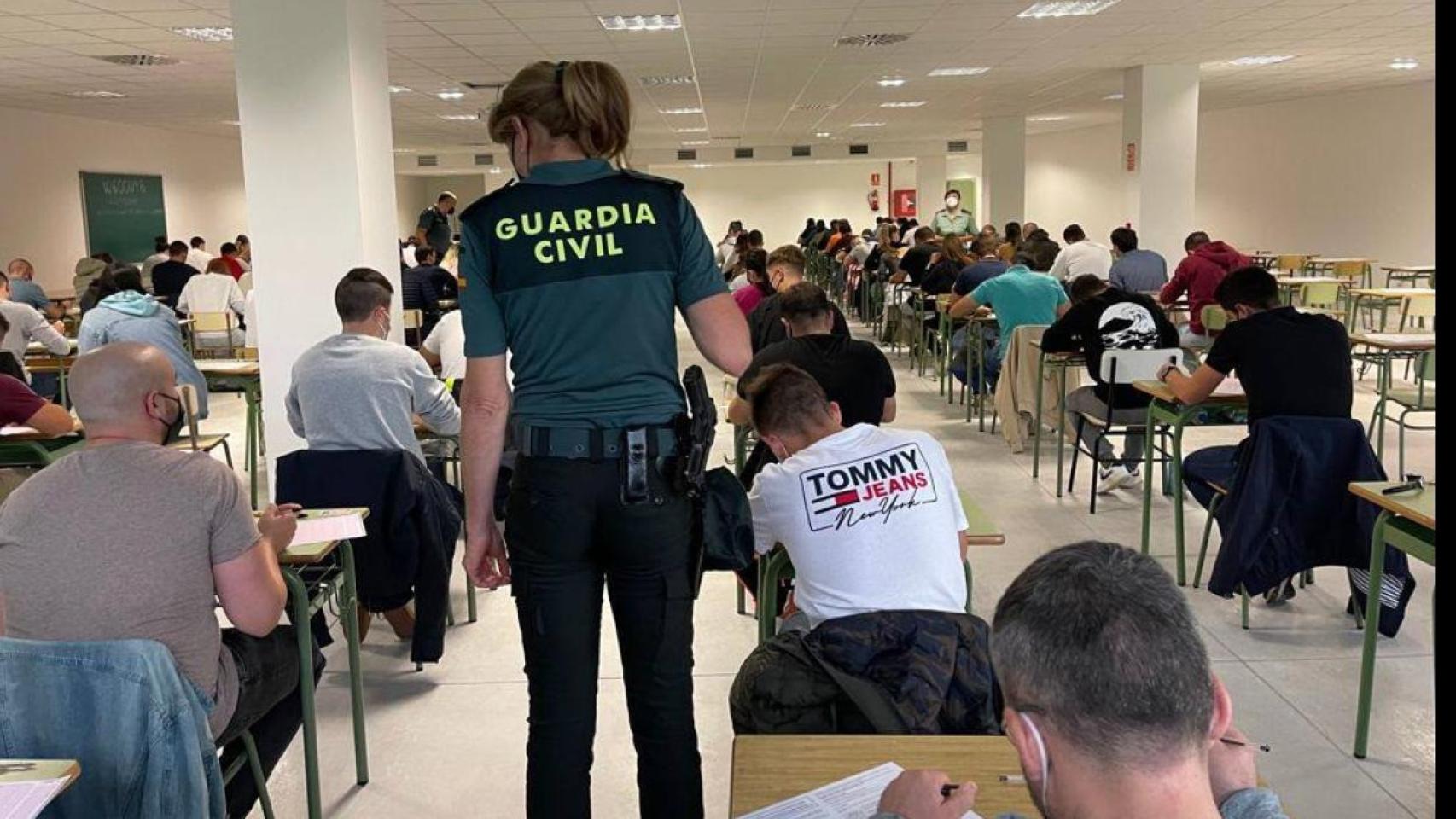 Oposiciones a Guardia Civil 2023: cómo son las pruebas de acceso y cuáles  son las sedes en Cádiz