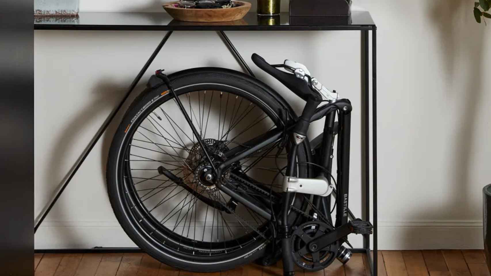 La bicicleta Bastille se puede plegar pese a tener ruedas de 27,5 pulgadas