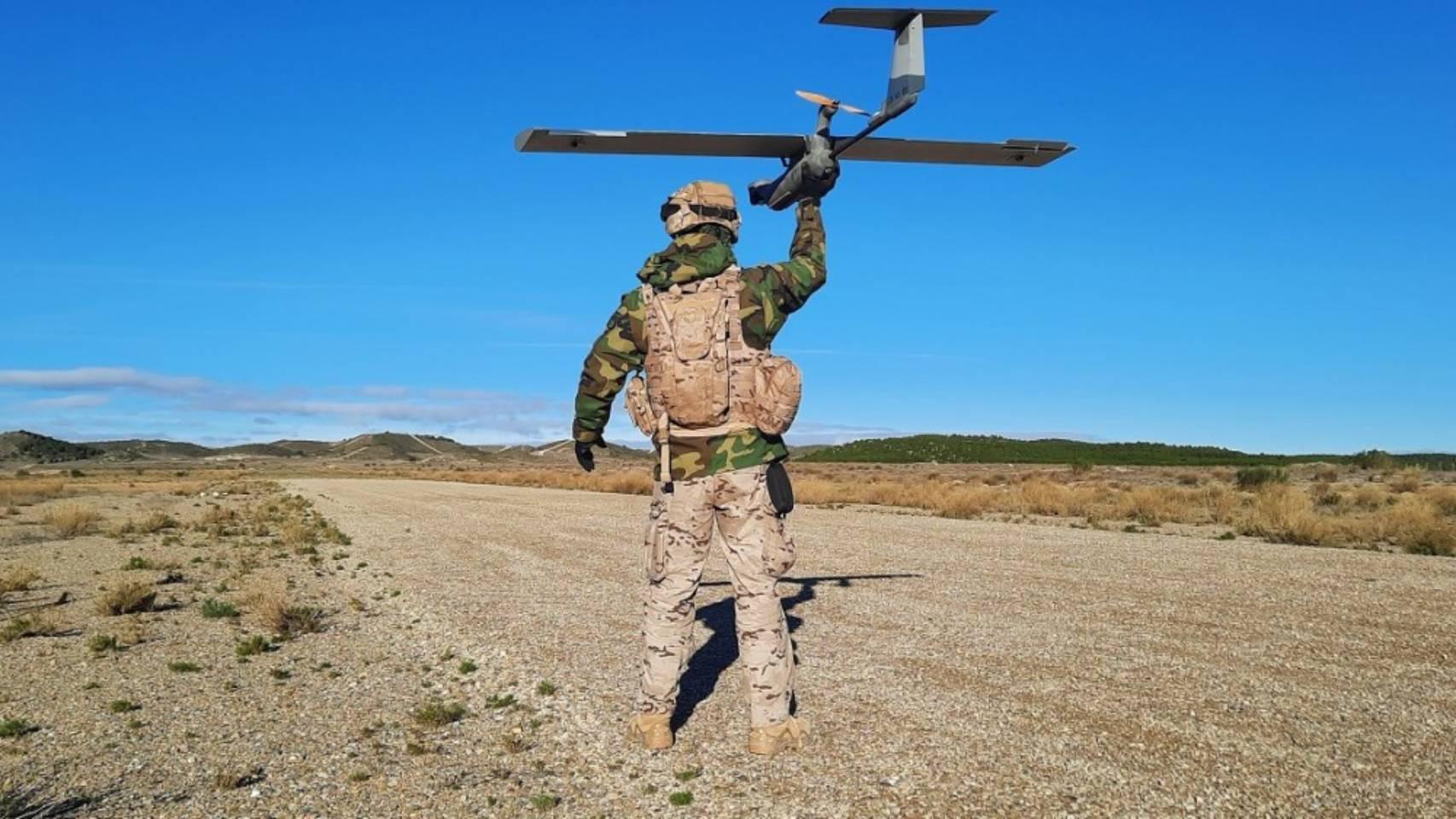 Drones de vigilancia hotsell militar