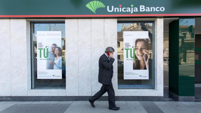 Imagen de una oficina de Unicaja Banco