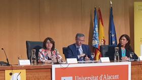 Conferencia en la UA sobre las perspectivas económicas de la zona euro.