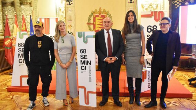 De izquierda a derecha: César Pérez Gellida, Irene Carvajal, Jesús Julio Carnero, Blanca Jiménez y José Luis Cienfuegos en la presentación de Seminci