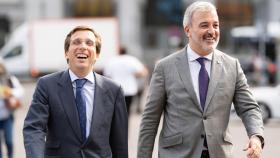 El alcalde de Madrid, José Luis Martínez-Almeida, y el de Barcelona, Jaume Collboni.