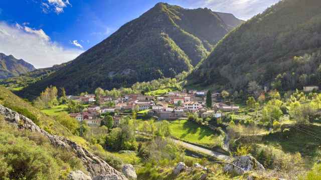 Este es el concejo más pobre de Asturias y se trata de uno de los más visitados en vacaciones