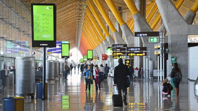 Interior del aeropuerto de Adolfo Suárez Madrid-Barajas.