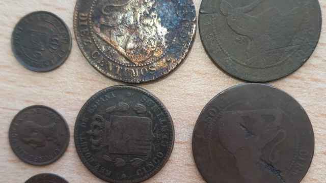 Algunas de las monedas intervenidas.