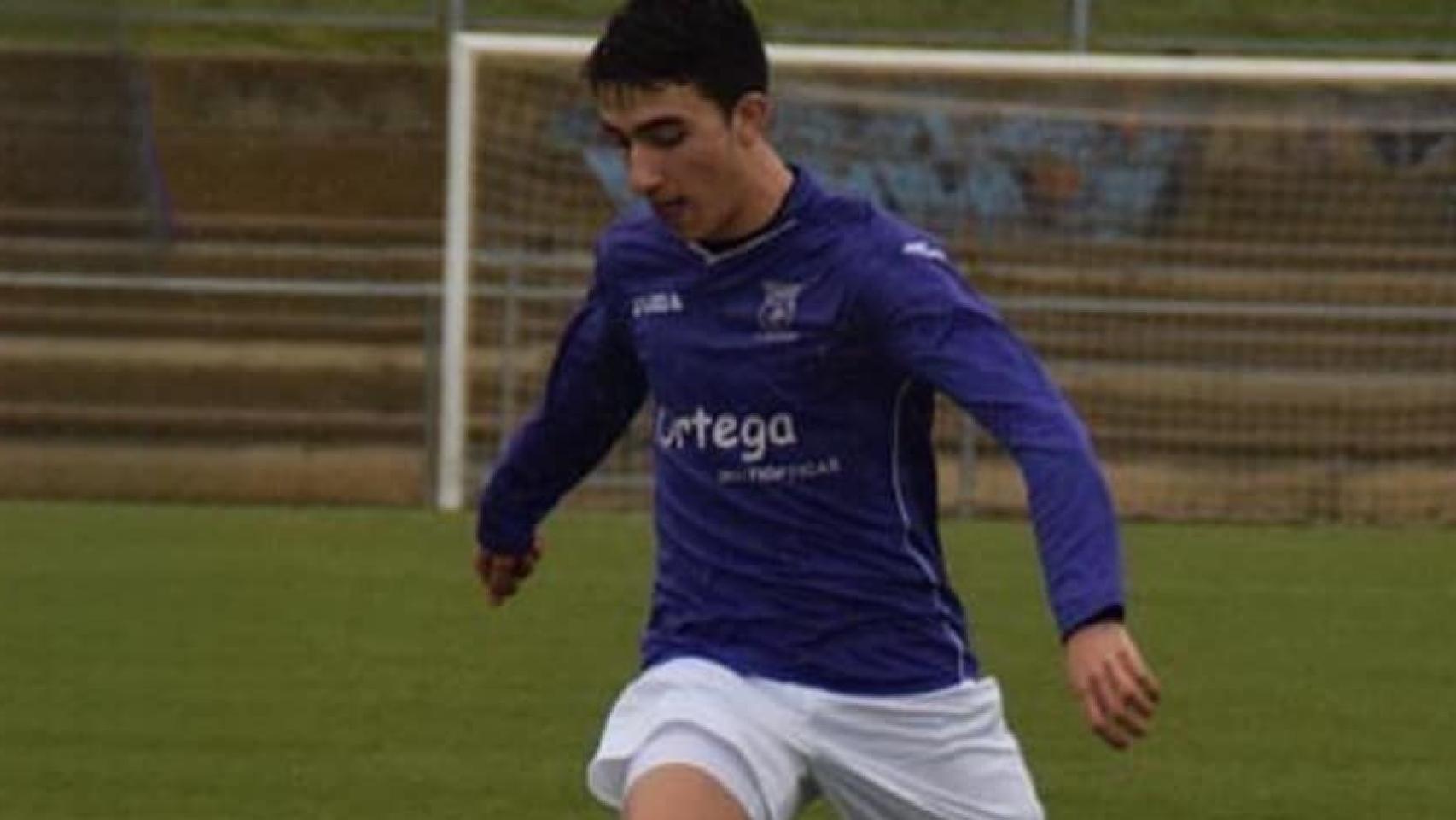 El fútbol zamorano llora la muerte del joven Manuel Centeno en un terrible accidente de tráfico El fútbol zamorano llora la muerte del joven Manuel Centeno en un terrible accidente de tráfico