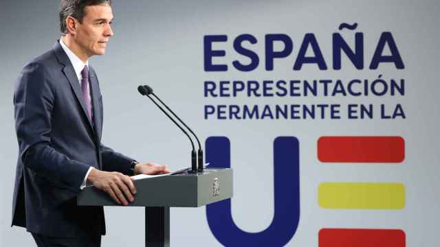 El presidente del Gobierno, Pedro Sánchez, durante su rueda de prensa de este viernes en Bruselas