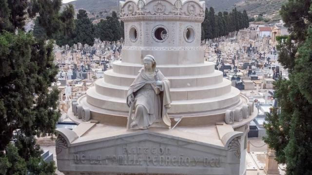 Imagen de un cementerio en Cartagena.