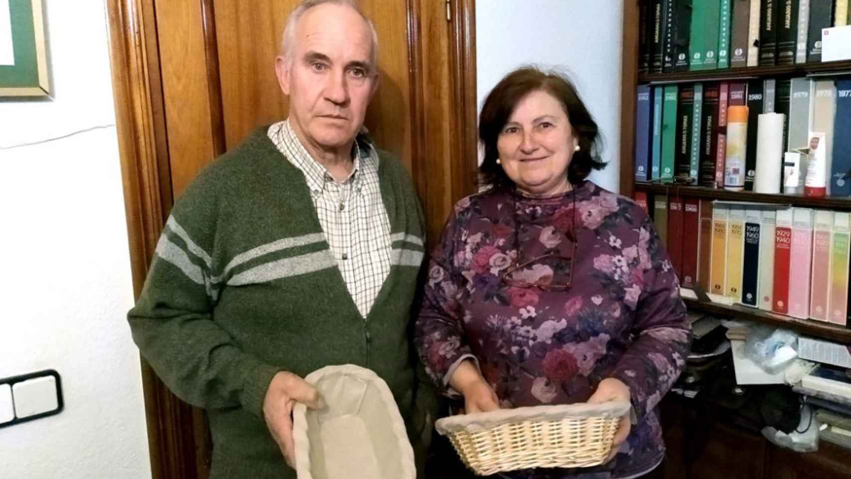 José Luís y Mª Pilar con los banetones que elaboran para Cientotreintaº